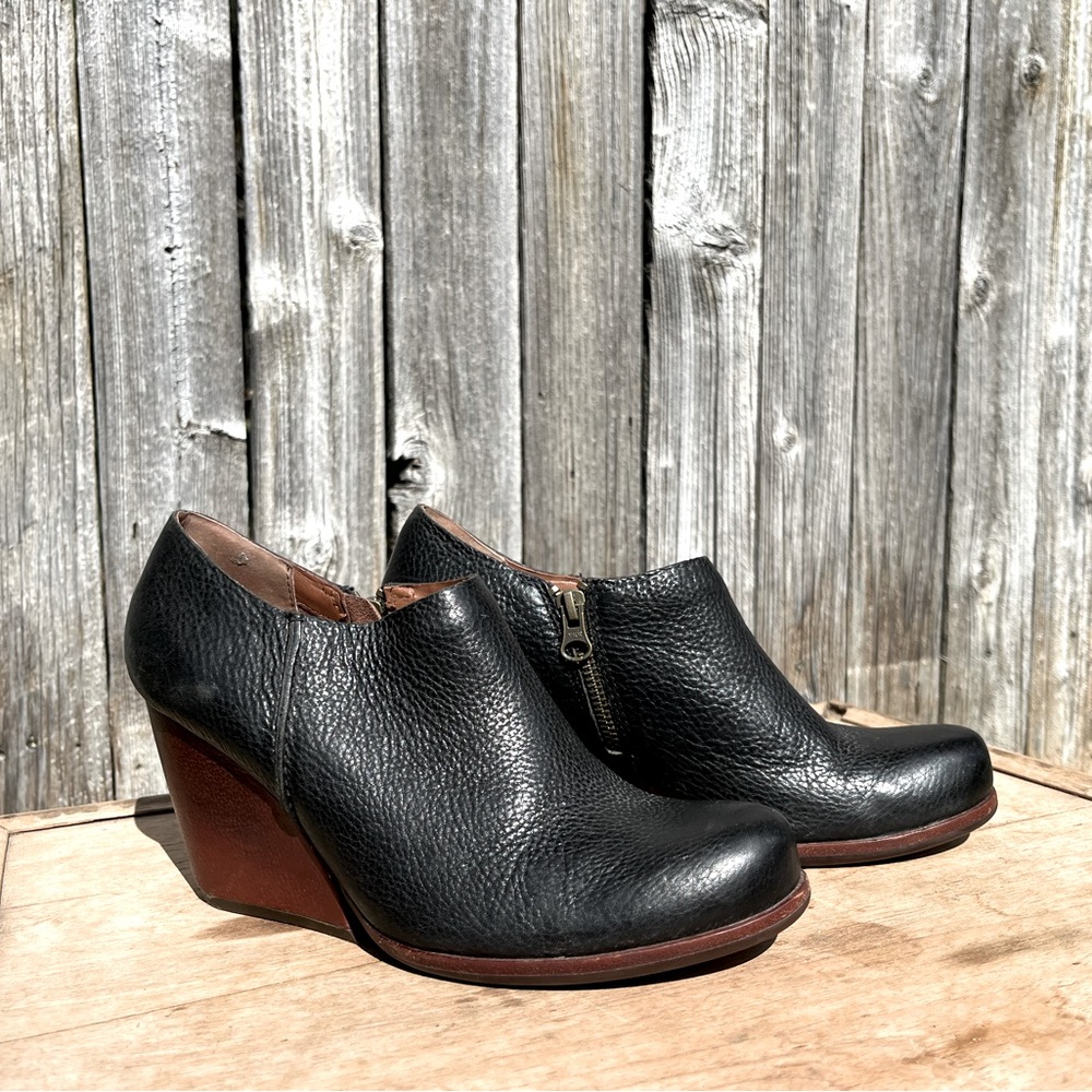 Kork-Ease Women’s Black Leather and Tan 1/2 boot.